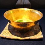 驚愕!180万円の純金製茶わんが400万円で転売される